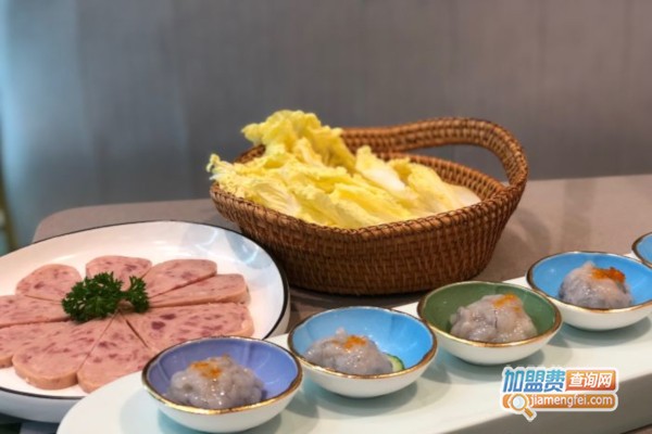 顾小锅猪肚包鸡加盟费