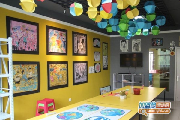 风车少儿美术加盟店