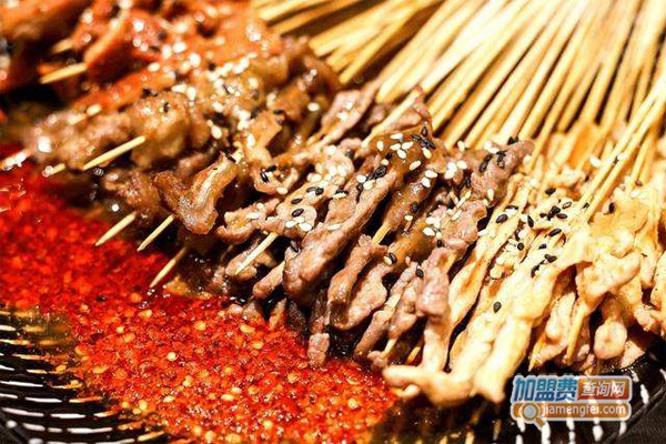 肉肉撸串烧烤加盟费总共多少钱？