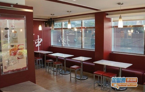 亚坤咖啡加盟费