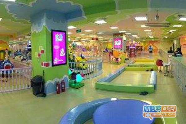 品牌儿童乐园加盟费