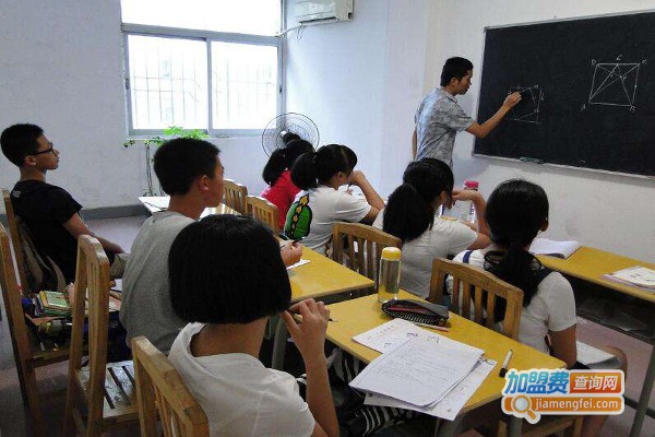 中小学文化课辅导加盟费