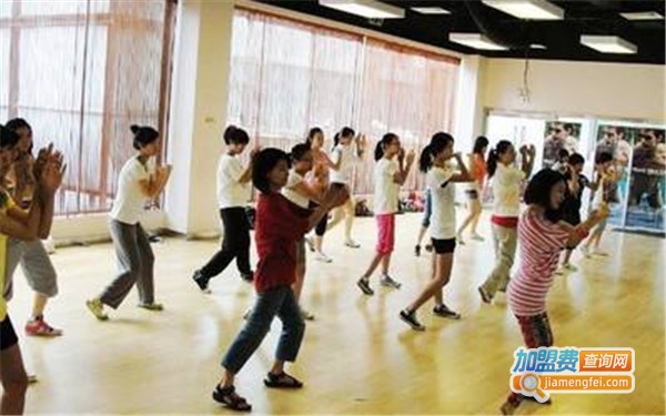 北舞星空舞蹈培训加盟费