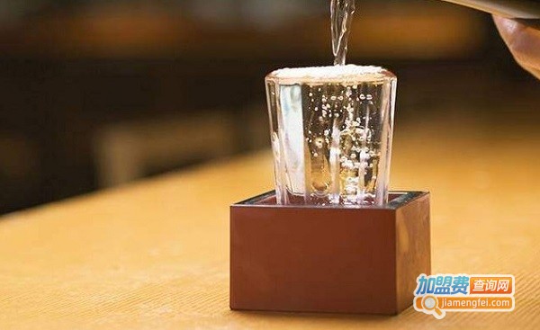 白酒批发加盟_开白酒批发让赚钱变得超级简单！