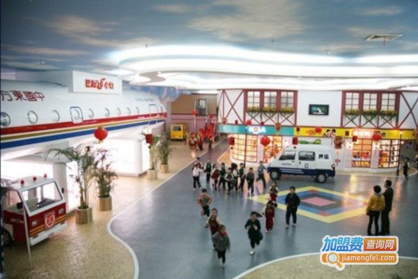 星期8小镇加盟费