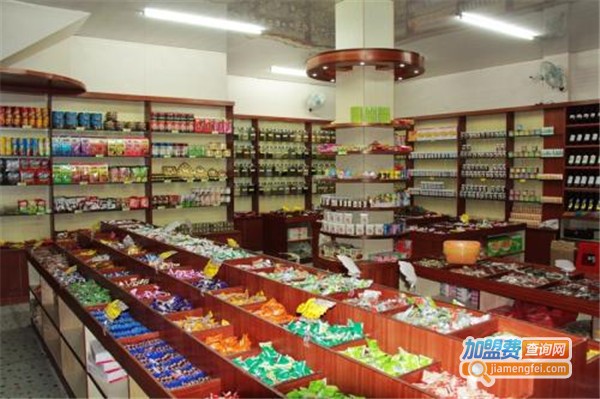 馋猫零食屋加盟店