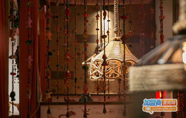 东巴人鱼豆花火锅加盟费