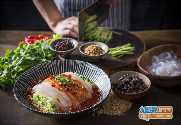 葫芦娃一家人火锅加盟门店