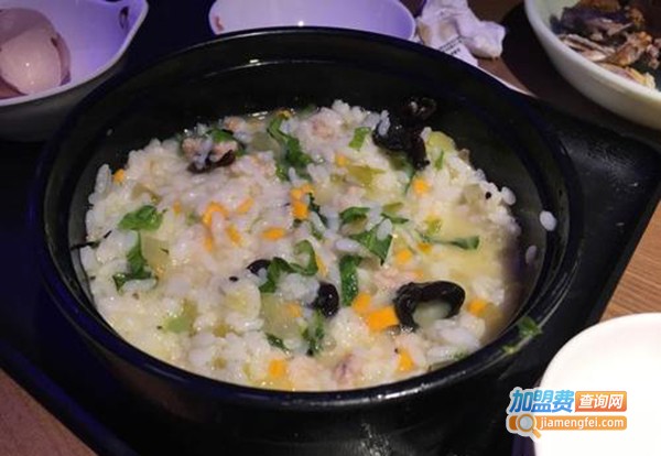 酸菜鱼泡饭加盟门店