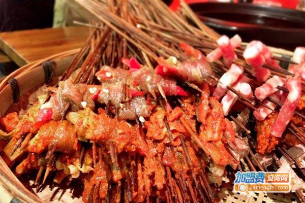 老街小牛·锑锅麻辣烫加盟费