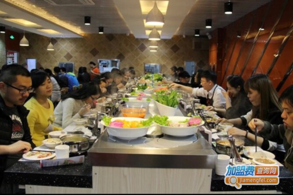 港记时尚旋转小火锅加盟费