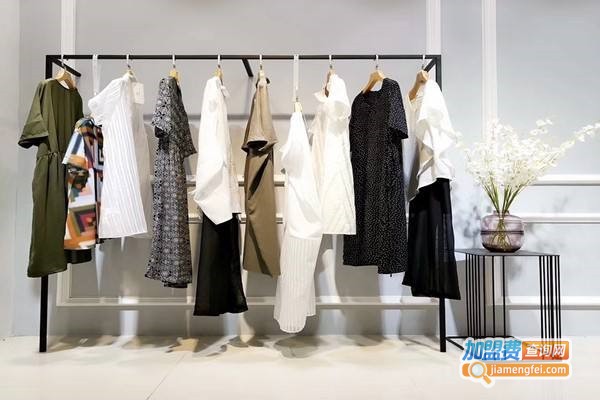 品牌休闲女装加盟店