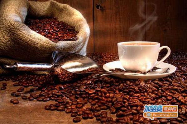 七月咖啡加盟费