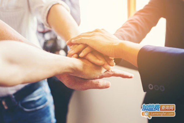 皇家卤熟食加盟费