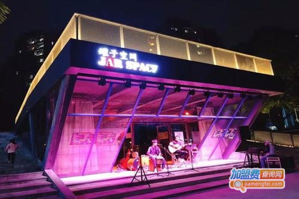 红糖罐酒吧加盟费