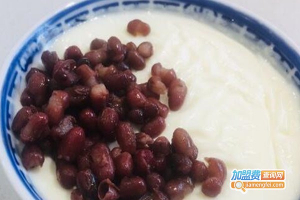 港小碗牛奶甜品世家加盟费