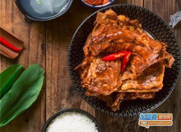 骨满满酱骨饭加盟