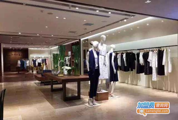 时尚女装折扣店加盟费