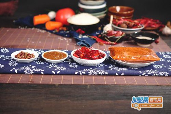 水煮青蛙老火锅加盟门店