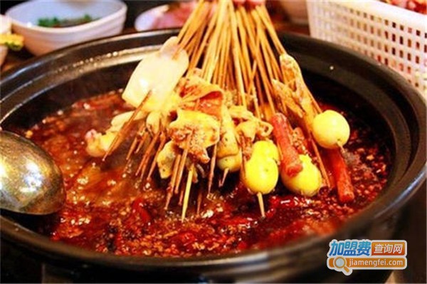 火跳椒串串火锅加盟费
