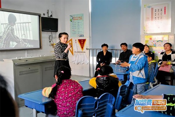 特人教育加盟费