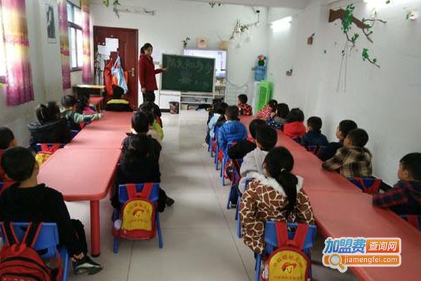 小红帽幼儿园连锁加盟，加盟小红帽幼儿园连锁，让您开心拥抱财富！