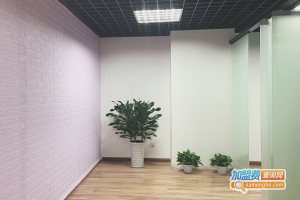 勤燕母婴护理中心加盟费