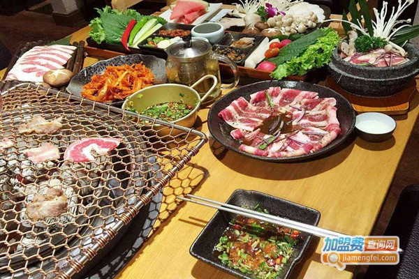 仙鲜炭火烤肉加盟费