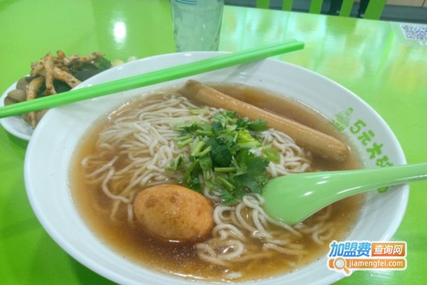 吉爸爸五元大碗面加盟店