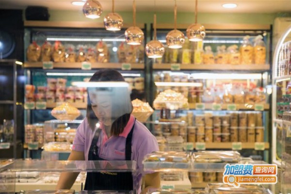 小型甜品屋加盟店