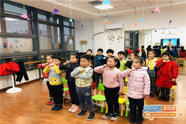 小主持人培训机构加盟费