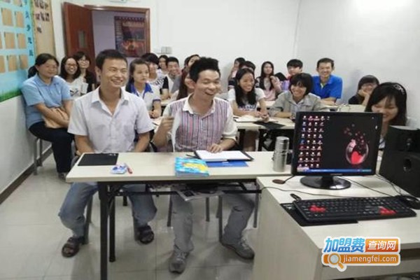 厚德教育中心加盟费