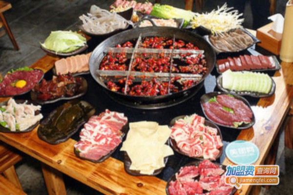 小巷子老灶火锅加盟