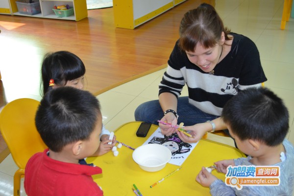 巴布豆早教加盟店