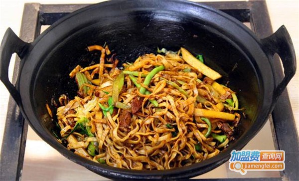 乡土情铁锅焖面加盟店