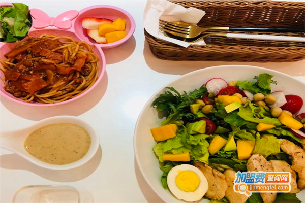 依时简餐轻食沙拉加盟店