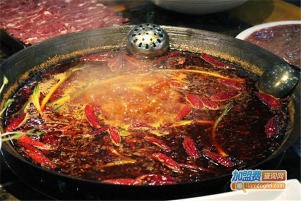 辣红醇火锅加盟费