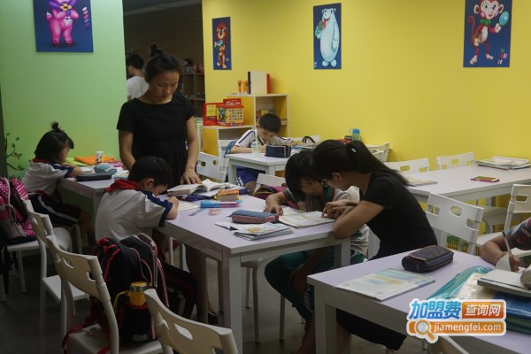 小学教育培训班加盟店