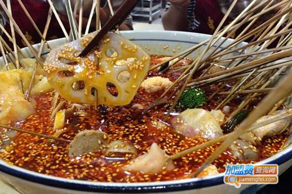 馋嘴猫冷锅串加盟费