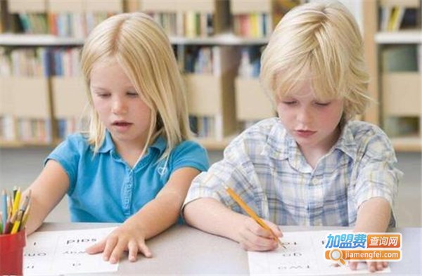 环球青少儿英语加盟