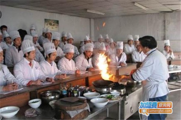 【餐饮培训学校加盟】开店加盟餐饮培训学校，致富赚钱过好日子！