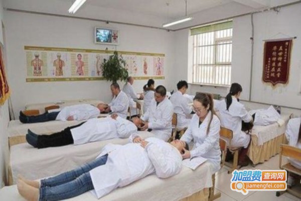 医肤堂皮肤健康园加盟费