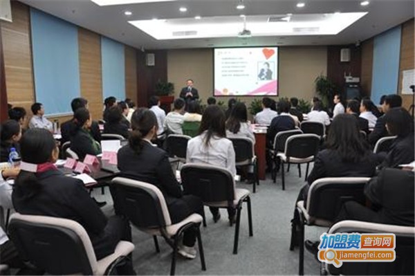 心理培训机构加盟费