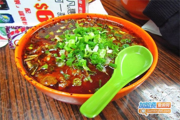 三里香麻辣鸡米线