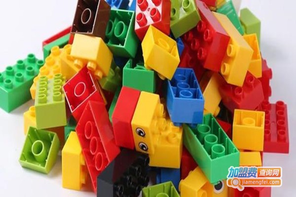 乐高积木培训班加盟费