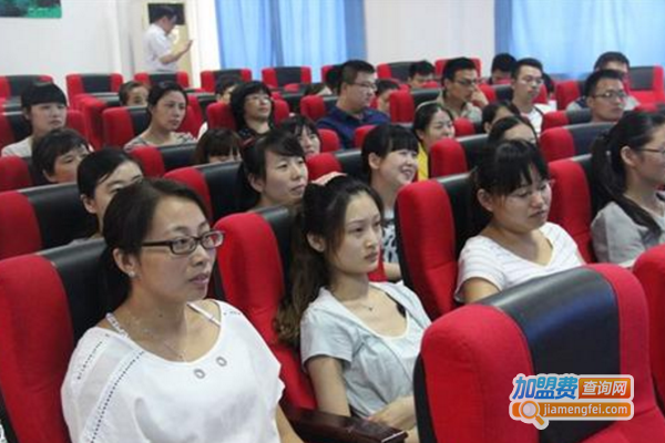 慧英美英语加盟费