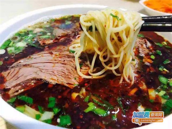 牛多多鲜烫牛肉面加盟费