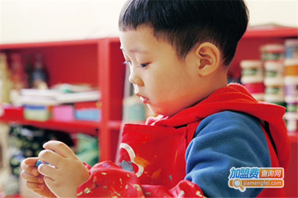 优贝色彩美术加盟费