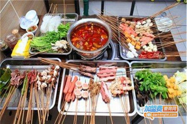 泥锅麻辣涮串
