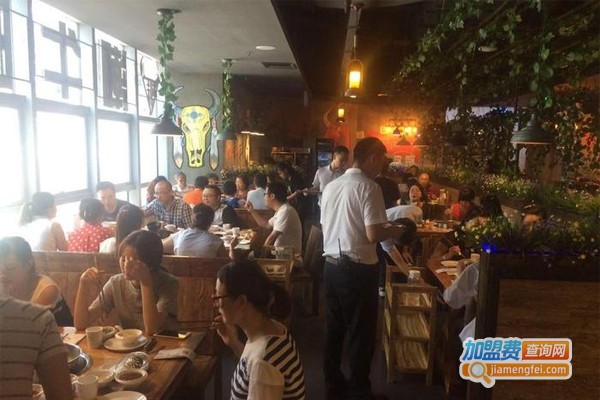 潮牛日记火锅加盟门店